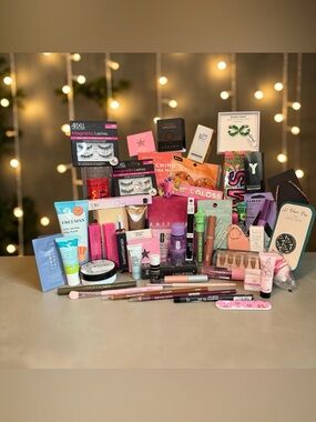 💞CLINIQUE,PATCHOLOGY,TRULY,JEFFREE STAR & MORE💞55-PC Beauty Bundle/NWT